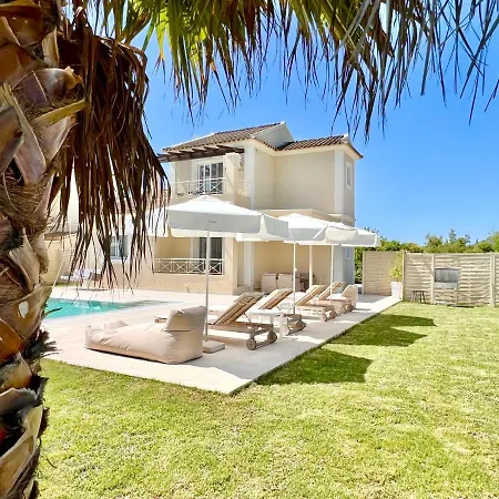 Villa Mandola Sidari With Private Pool *